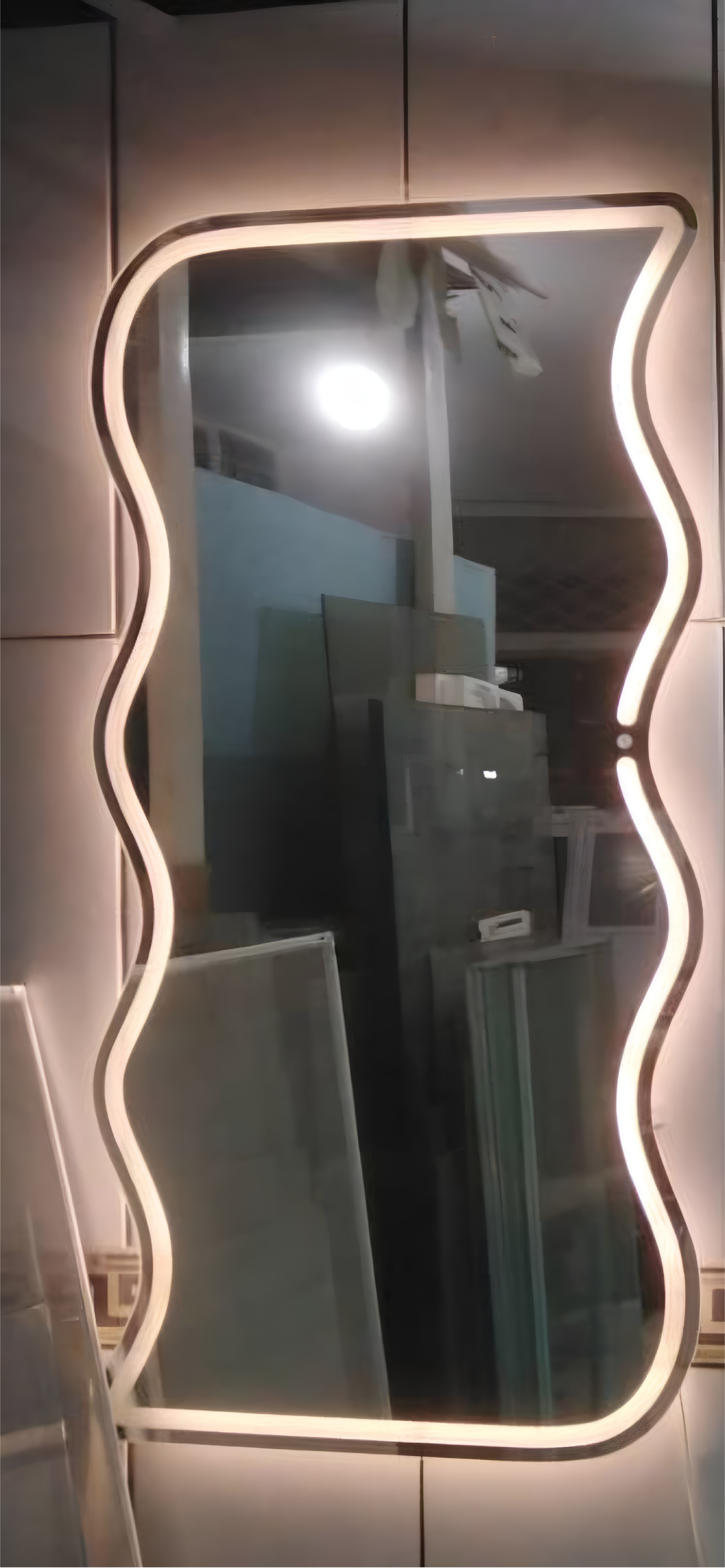 اینه بک‌لایت موج دار